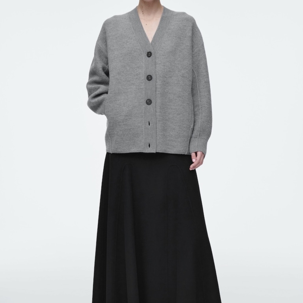 COS OVERSIZED BOILED MERINO 100% WOOL CARDIGAN LONG SLEEVE GRAY